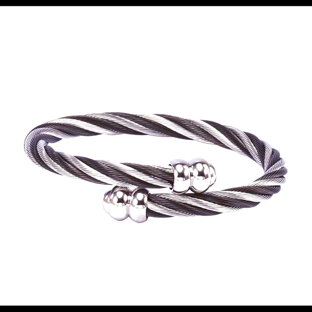 Bracelet!